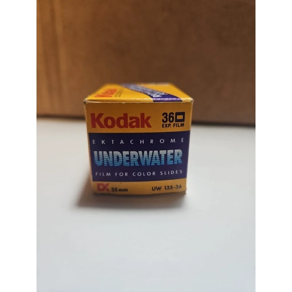 KODAK EKTACHROME UNDERWATER UW 135-36mm FILM EXP 02/1995 Color Slides‎ EI50 New